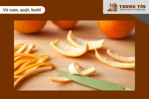 Vỏ cam quýt chứa tinh dầu giúp khử mùi hôi tủ lạnh hiệu quả