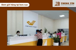 Gửi hàng tại bưu cục và nhận mã vận đơn để theo dõi dễ dàng