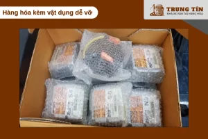 Vật dụng dễ vỡ cần đóng gói chống sốc, có thể bị hạn chế mang lên cabin