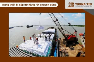 Thiết bị chuyên dụng hỗ trợ xếp dỡ hàng rời an toàn nhanh chóng và hiệu quả