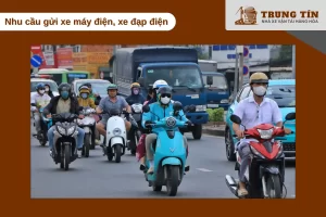 Nhu cầu vận chuyển xe máy điện tăng mạnh nhờ chính sách giao thông xanh